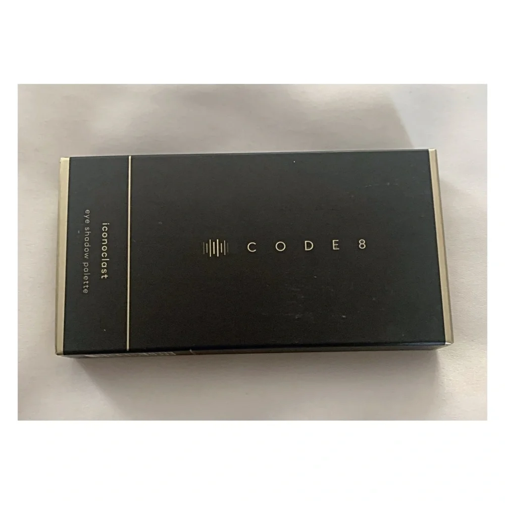 CODE 8 Eyeshadow Palette NEW IN BOX Iconoclast Burnt Sienna Made in Italy